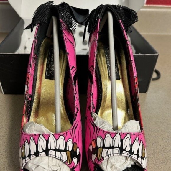 Iron Fist Gold Digger Zombie Stomper Platform Heels - Picture 4 of 7